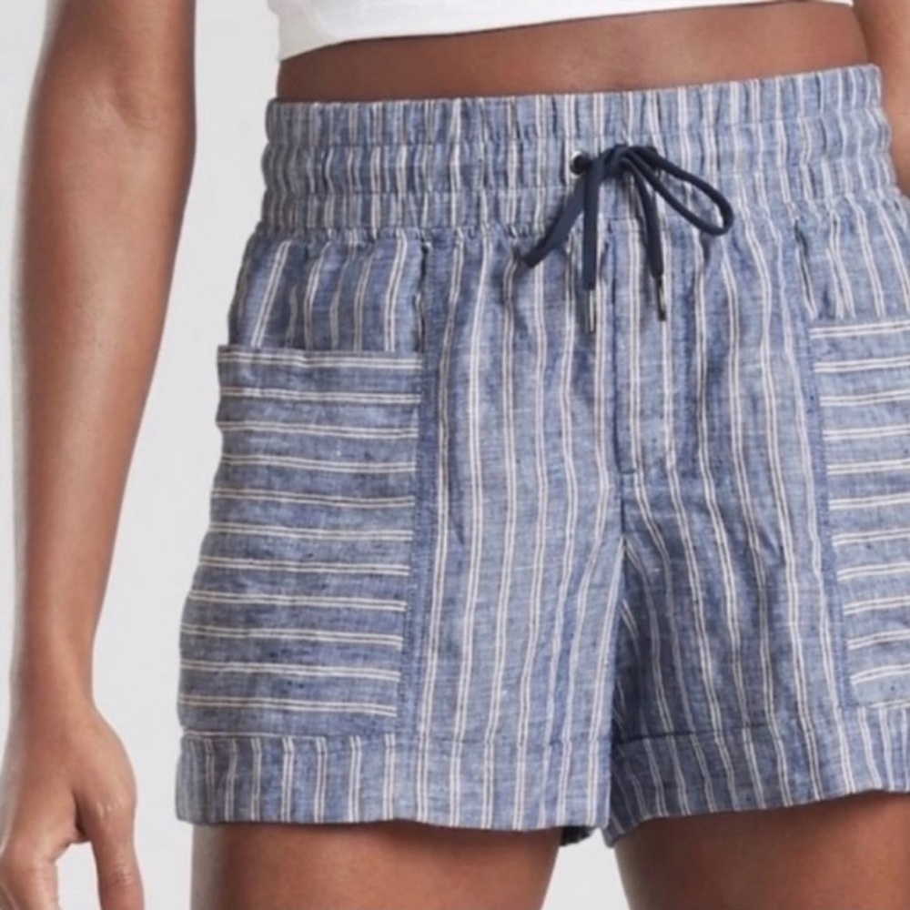 Athleta Blue Striped Women's Shorts